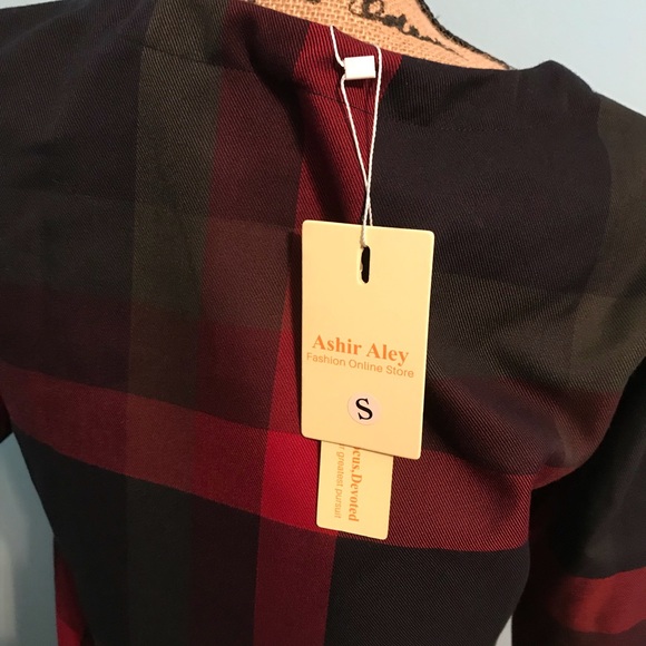 Asher Aley Dress 🎅🏻🤶🏻🎄 - Picture 6 of 8